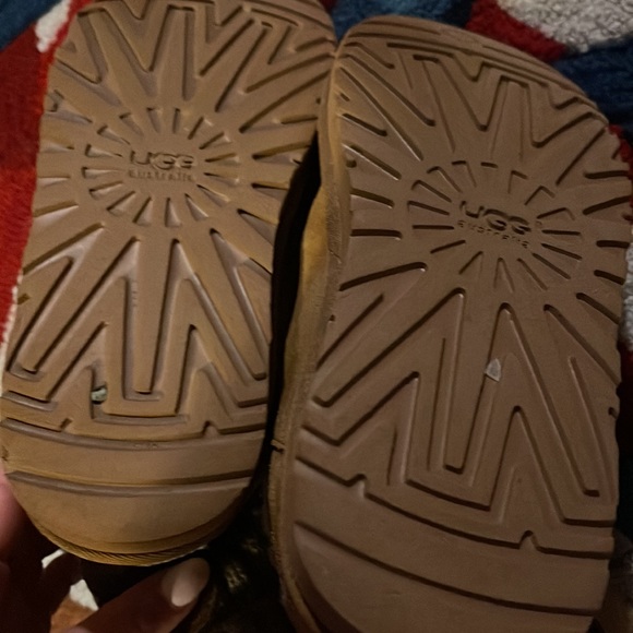 UGG BOOTS - Picture 5 of 5